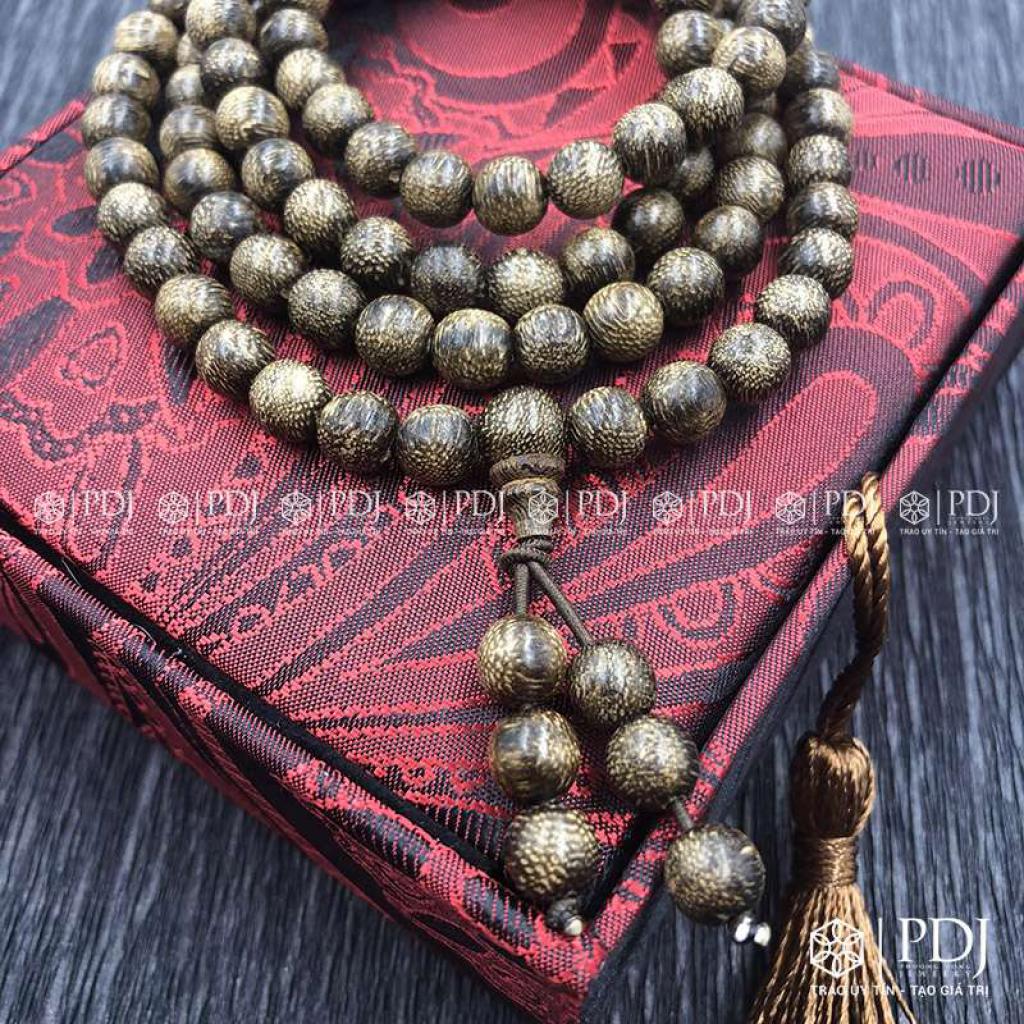 Chuỗi Trầm Hương 108 hạt 7 ly