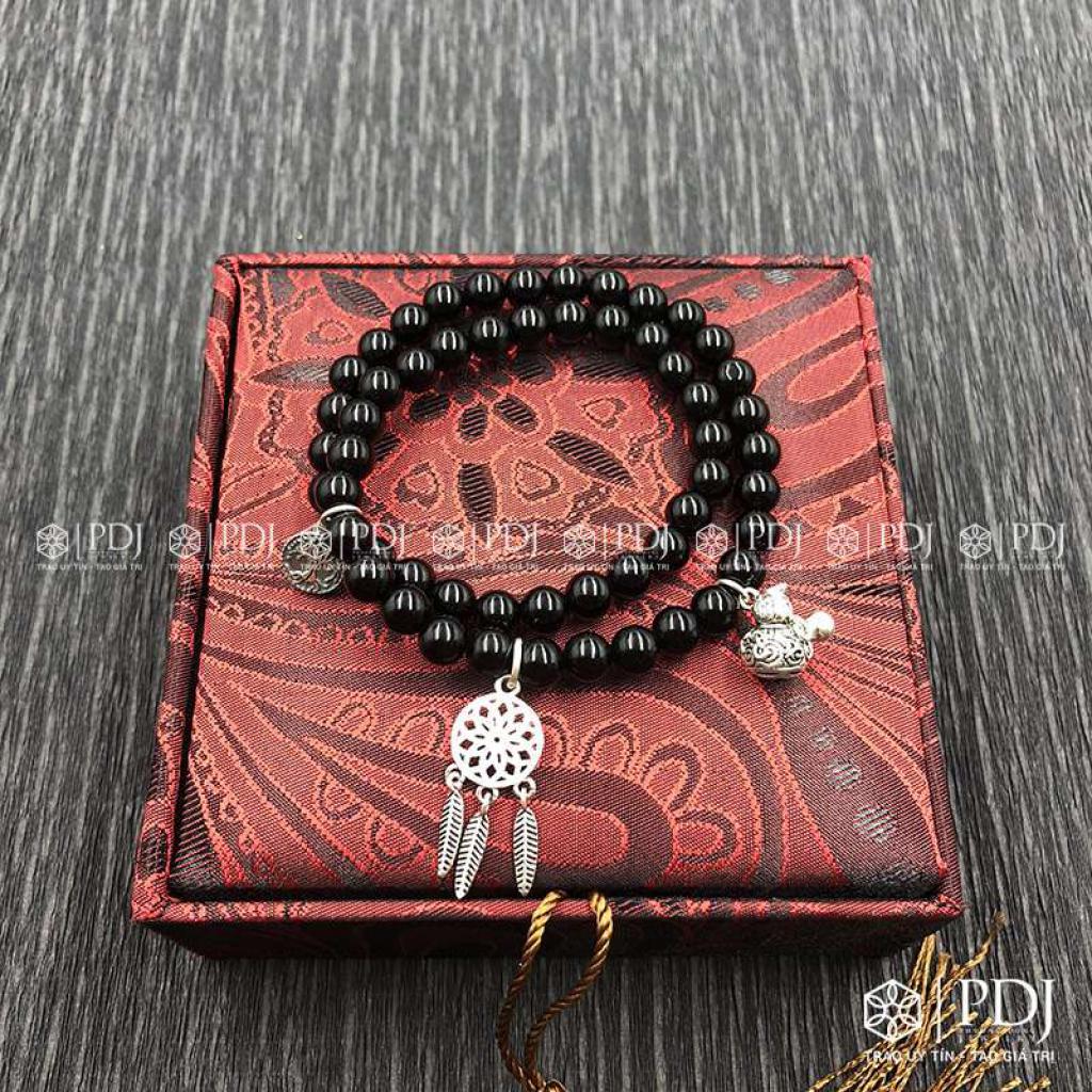 Vòng Đá Thạch Anh Đen 6 Ly Charm Bạc Thái