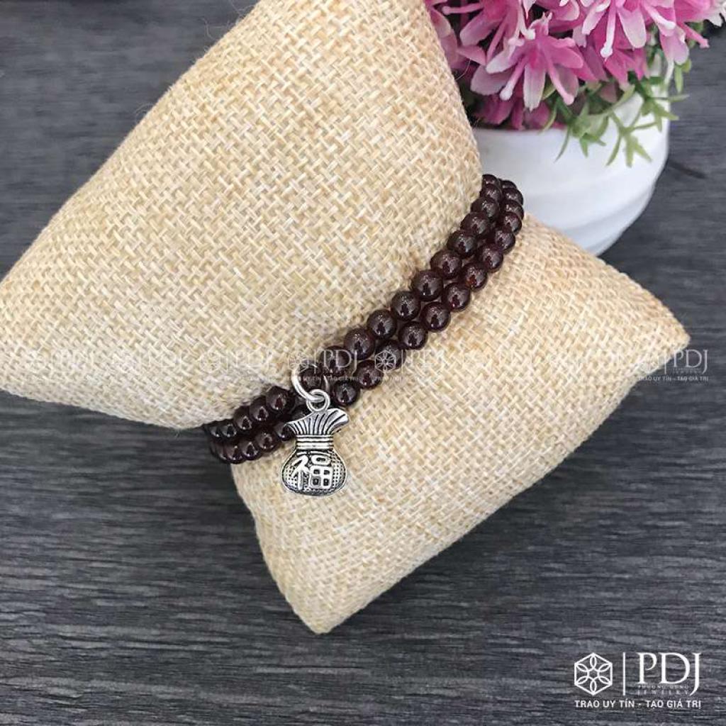 Chuỗi Granat 4 ly charm Túi tiền bạc Thái