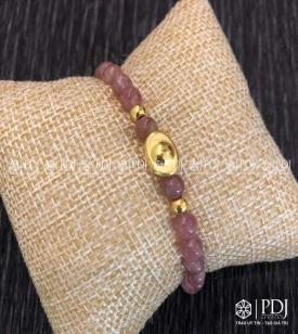 Vòng Tourmaline Hồng 4 ly charm Đĩnh Vàng 24K Vòng Tourmaline Hồng 4 ly charm Đĩnh Vàng 24K