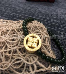 Vòng Đá Thạch Anh Xanh 4 Ly Charm Bánh Xe Pháp Luân Bạc Si Vòng Đá Thạch Anh Xanh 4 Ly Charm Bánh Xe Pháp Luân Bạc Si