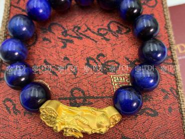 Đeo vòng đá phong thủy tay nào để gặp may mắn, hút tài vận, gặp dữ hóa lành?