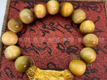 Sinh năm 1976 nên đeo vòng phong thủy nào?