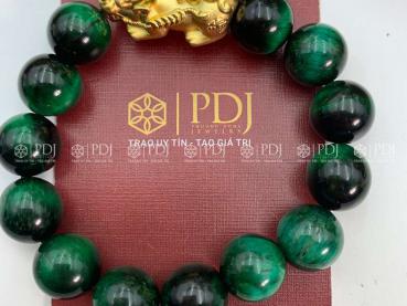 Sinh năm 1978 nên đeo vòng phong thủy nào?