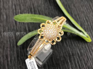 Giá vàng hôm nay 9/9: Giảm sâu để rồi tăng mạnh? Chuyên gia dự báo thời điểm nhảy vào thị trường