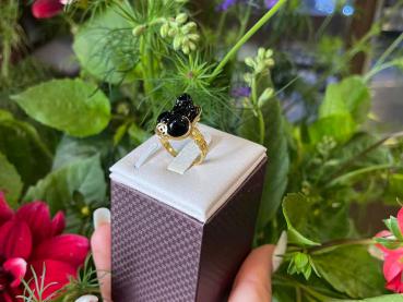 Giá vàng hôm nay 8/8: Áp lực nặng nề, vàng vẫn khó vượt mốc 1.800 USD/ounce