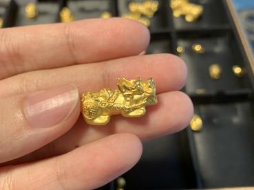 Giá vàng hôm nay 15/1/2024 tăng dữ dội, chờ mốc lịch sử mới