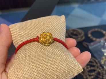 Giá vàng hôm nay 1/4/2024: Thế giới bùng nổ cao chưa từng...