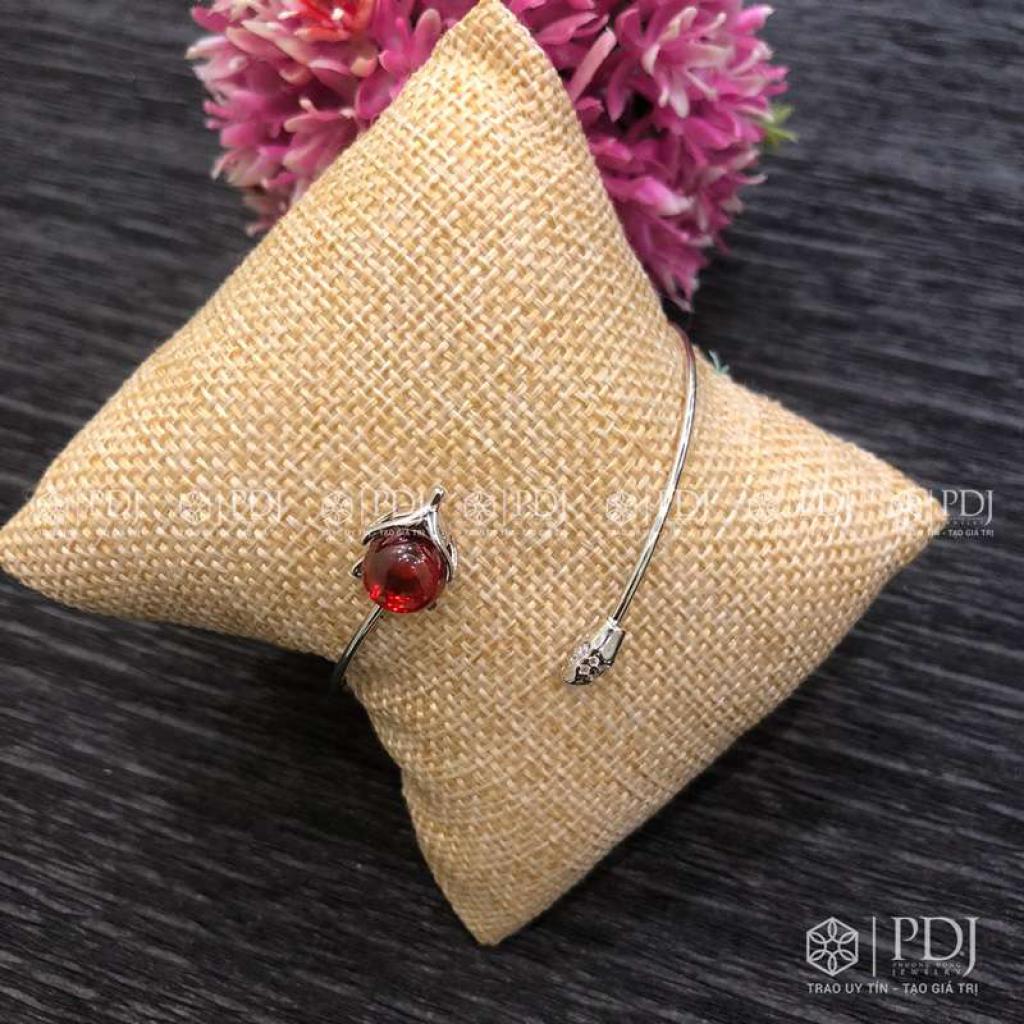 Lắc Hồ Ly Đá Topaz Đỏ Bạc 925