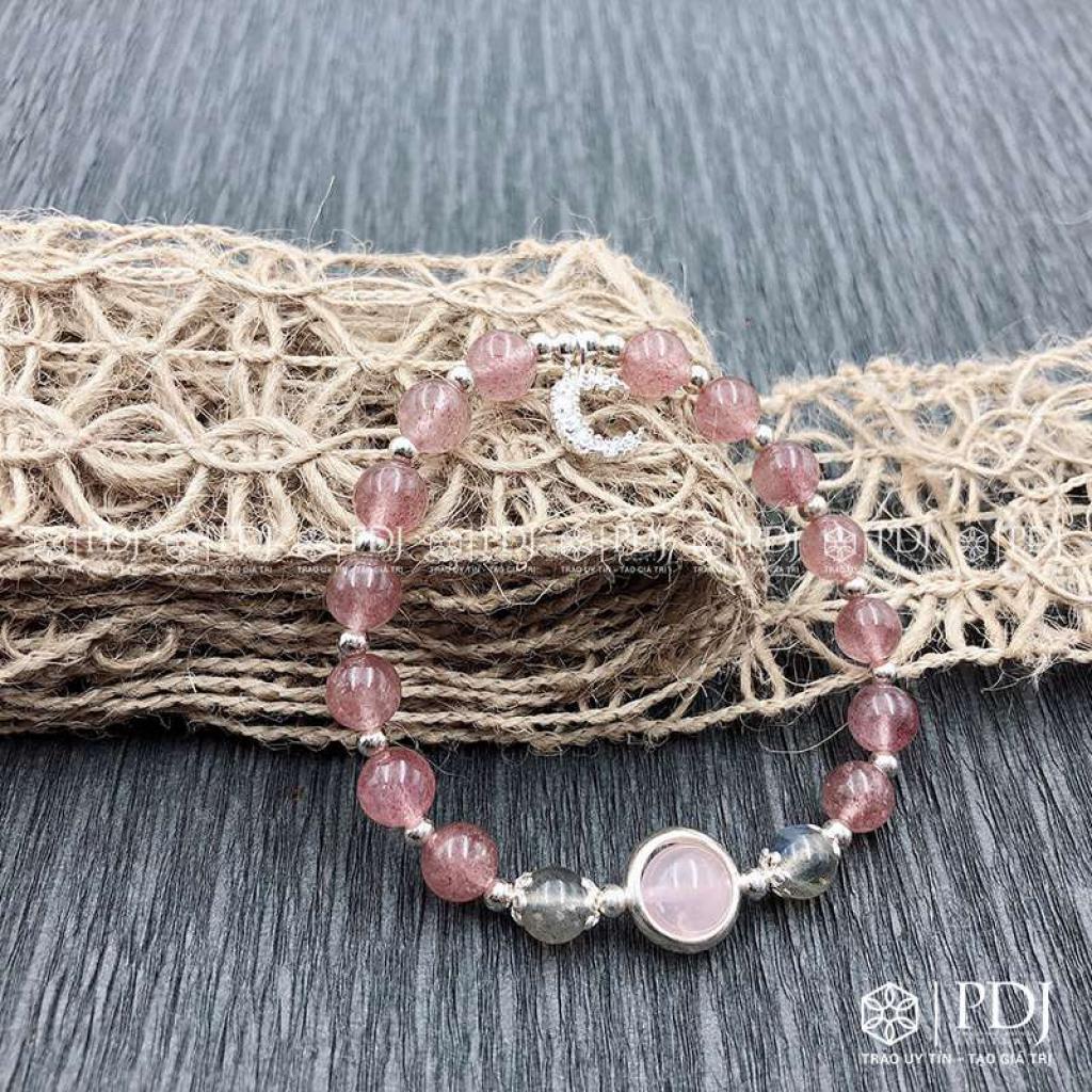 Vòng Đá Thạch Anh Dâu Tây Charm Bạc C