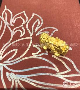 Charm Tỳ Hưu Bạc Si Vàng Charm Tỳ Hưu Bạc Si Vàng