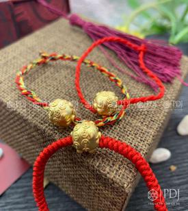 Vòng Tay Chỉ Đỏ - Vòng Tay Ngũ Sắc Charm Con Heo Kim Tiền Bạc Si Vàng Vòng Tay Chỉ Đỏ - Vòng Tay Ngũ Sắc Charm Con Heo Kim Tiền Bạc Si Vàng