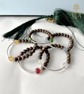 Vòng Trầm Hương Mix Đá Thạch Anh Phong Thuỷ Vòng Trầm Hương Mix Đá Thạch Anh Phong Thuỷ