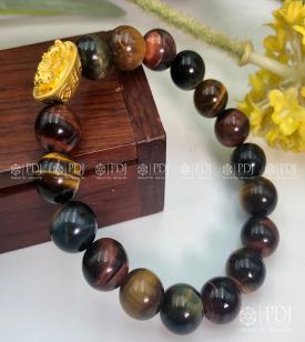 Vòng Đá Mắt Hổ Đa Sắc Charm Tỳ Hưu Cưỡi Đĩnh Vàng 24K Vòng Đá Mắt Hổ Đa Sắc Charm Tỳ Hưu Cưỡi Đĩnh Vàng 24K
