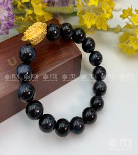 Vòng Đá Mắt Hổ Đen Charm Tỳ Hưu Cưỡi Đĩnh Vàng 24K Vòng Đá Mắt Hổ Đen Charm Tỳ Hưu Cưỡi Đĩnh Vàng 24K