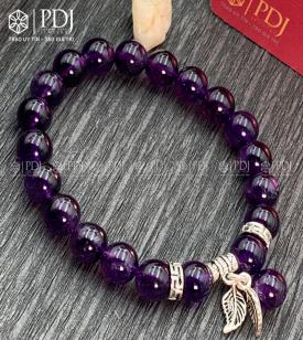 Vòng Đá Thạch Anh Tím 8 Ly Charm Lá Bạc Thái