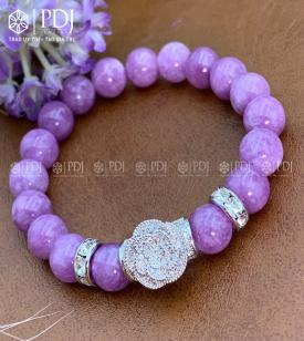 Vòng Đá Thạch Anh Tím Vân 8 Ly Charm Hoa Đá Bạc