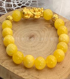 Vòng Đá Thạch Anh Vàng Vân 10 Ly Charm Tỳ Hưu Bạc Si Vòng Đá Thạch Anh Vàng Vân 10 Ly Charm Tỳ Hưu Bạc Si