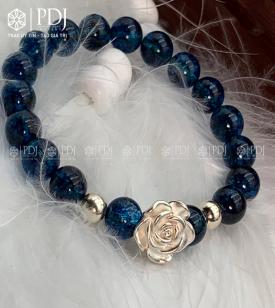 Vòng Đá Thạch Anh Xanh Biển 8 Ly Charm Hoa Hồng Bạc Vòng Đá Thạch Anh Xanh Biển 8 Ly Charm Hoa Hồng Bạc